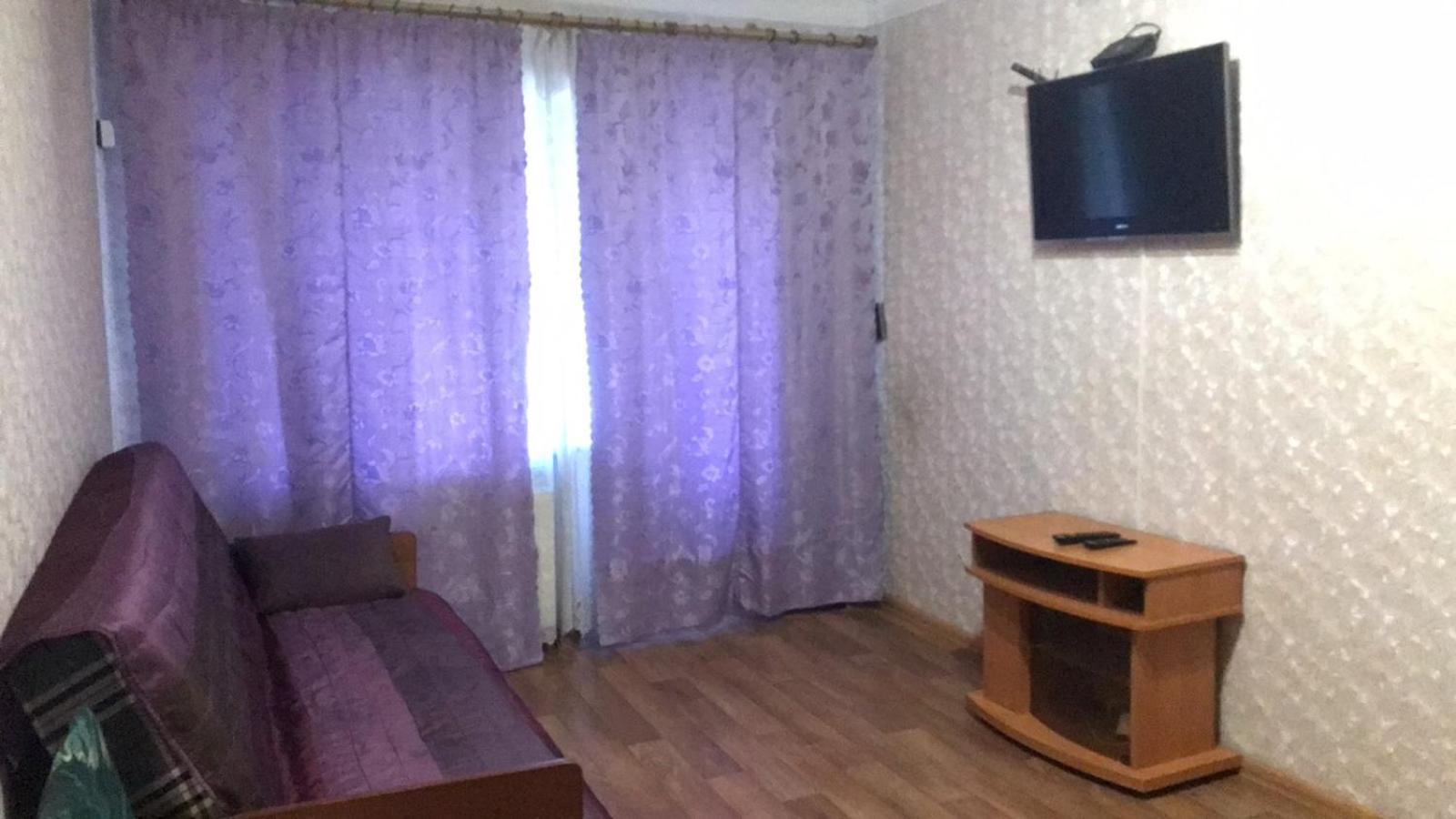 2К Апартаменты Возле Жд Вокзала И Академии 096-55-48-111 คเมลไนป์สกาเย ภายนอก รูปภาพ